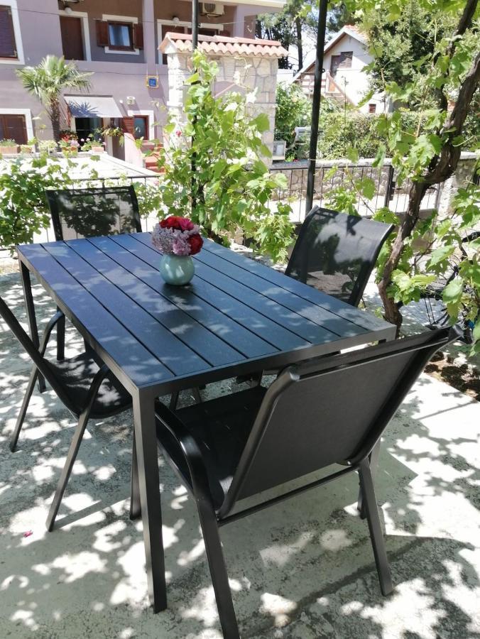 Apartman Barbara เซรส ภายนอก รูปภาพ