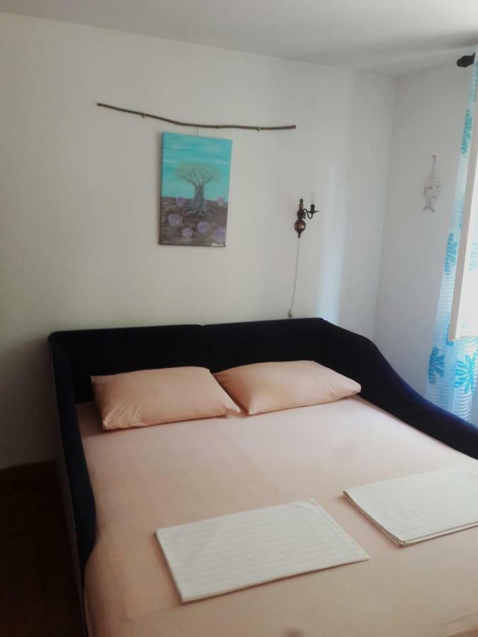 Apartman Barbara เซรส ภายนอก รูปภาพ